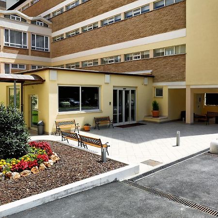 Casa Per Ferie San Juan De Avila โรม ภายนอก รูปภาพ
