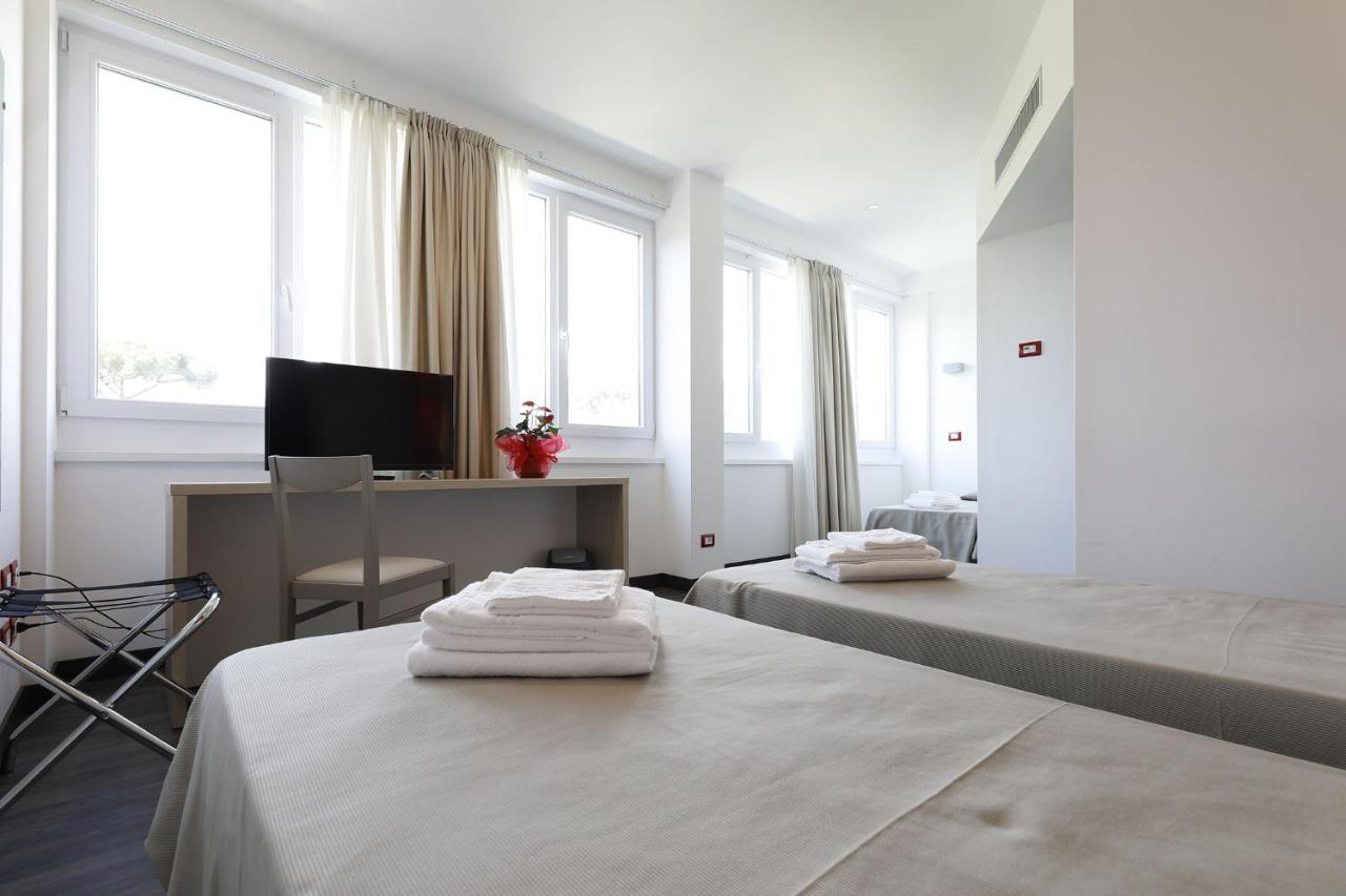 Casa Per Ferie San Juan De Avila โรม ภายนอก รูปภาพ